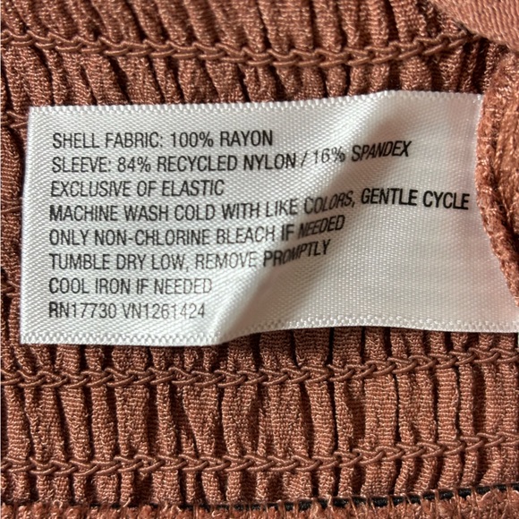 Wild Fable Top Cropped Lace Long Sleeves Dressy Blouse Shirt Brown Size Medium - Picture 9 of 14